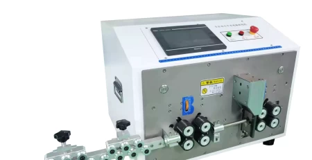 This is automatic wire stripping machine for processing max 70 sqmm cable without belt driven.