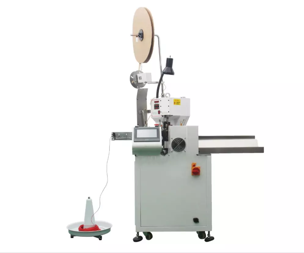this is automatic wire cutting stripping single-end chain terminal crimping machine
